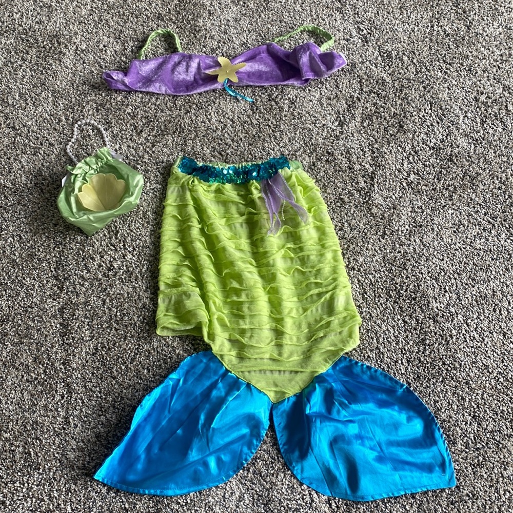 Halloween costume